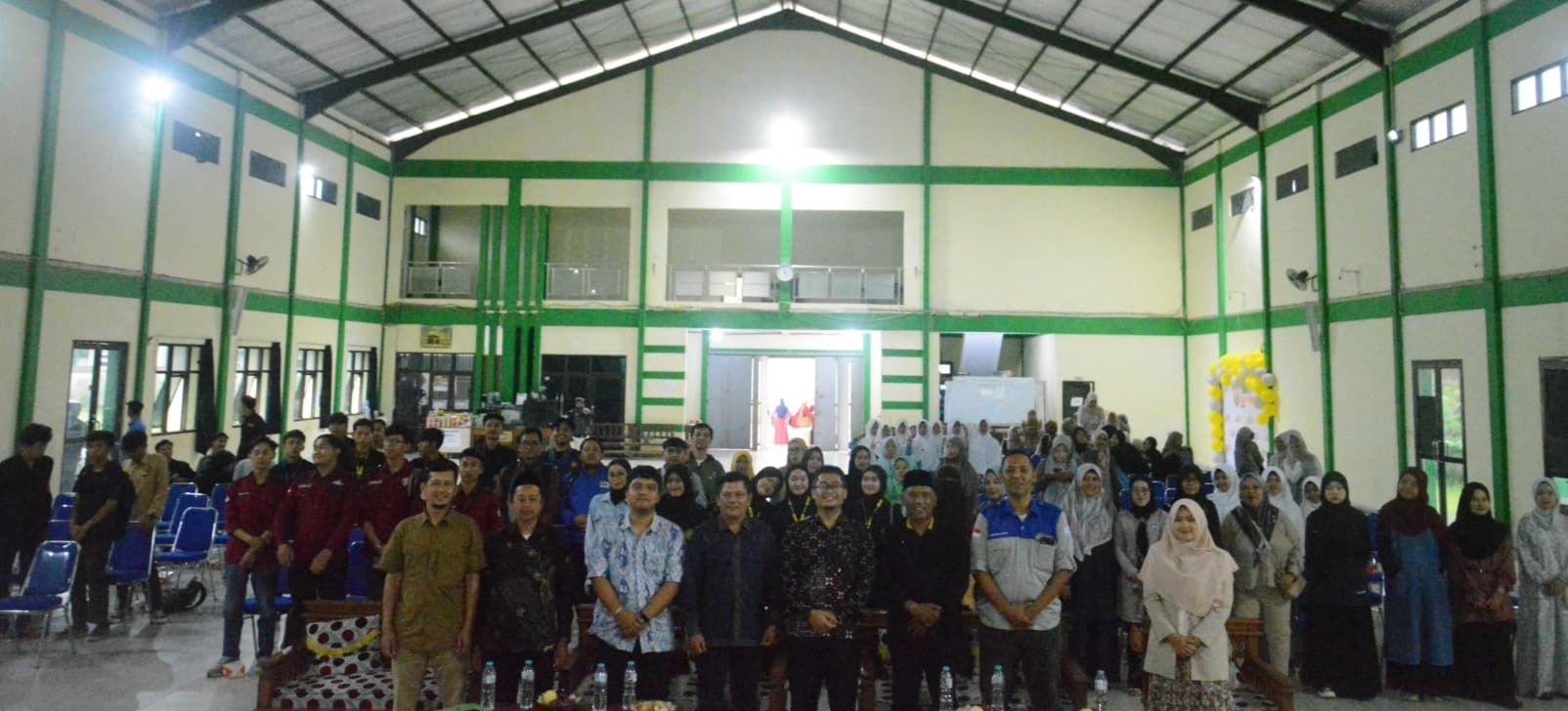 Bahas Generasi Syariah Digital, HMPS Ekonomi Syariah IAI Persis Garut Sukses Gelar Seminar Ekonomi